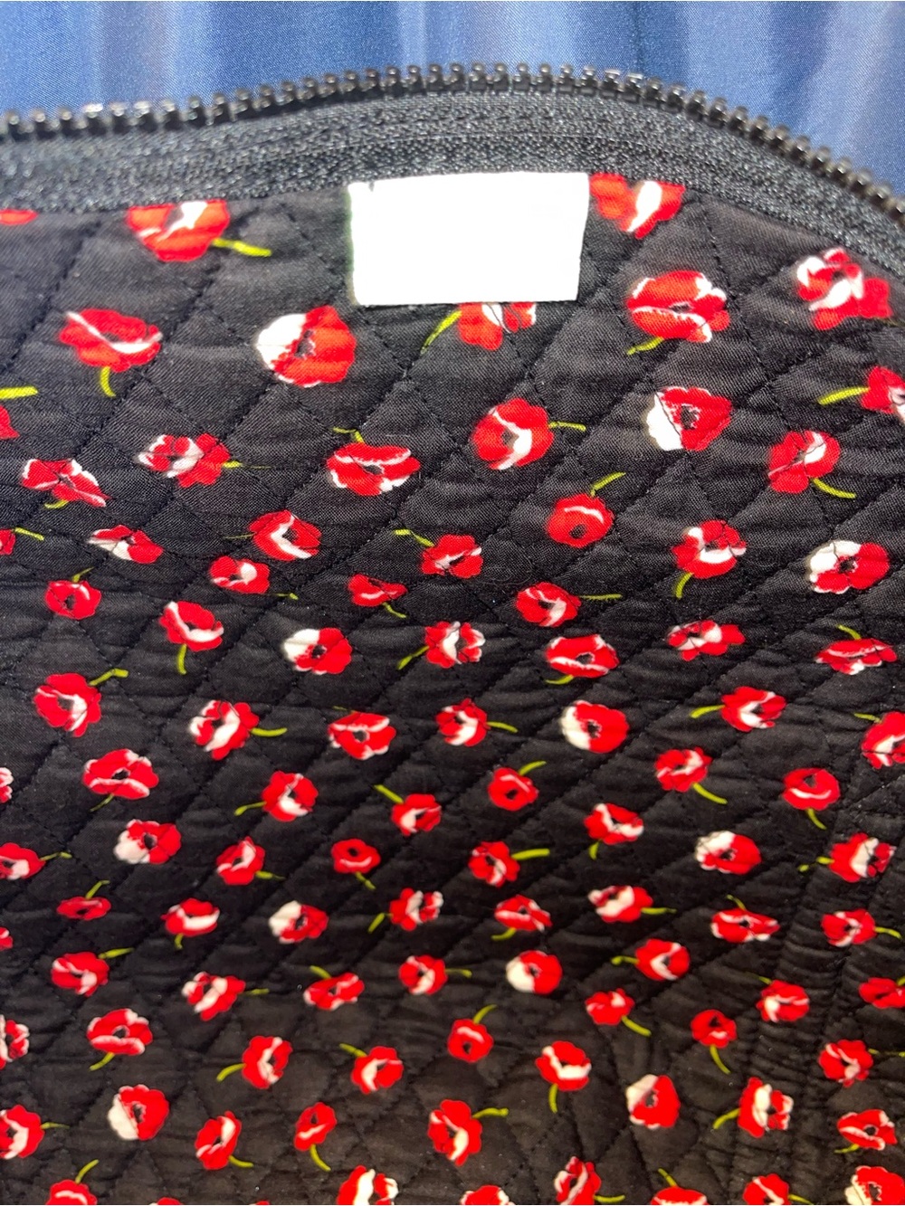 Vera Bradley Weekender Floral Quilted Women's Tote/Duffle Bag - Picture 4 of 6